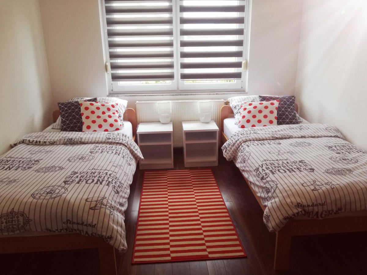 Apartman Maja Daire Otočac Dış mekan fotoğraf